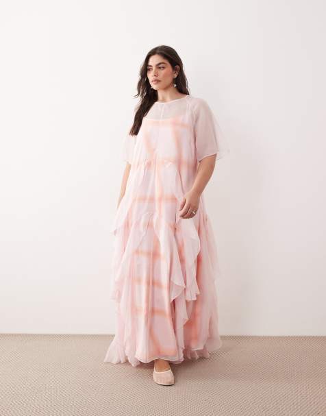 ARRANGE Curve – Mehrlagiges, gestuftes Maxikleid in Hellrosa mit Rüschen - view 1