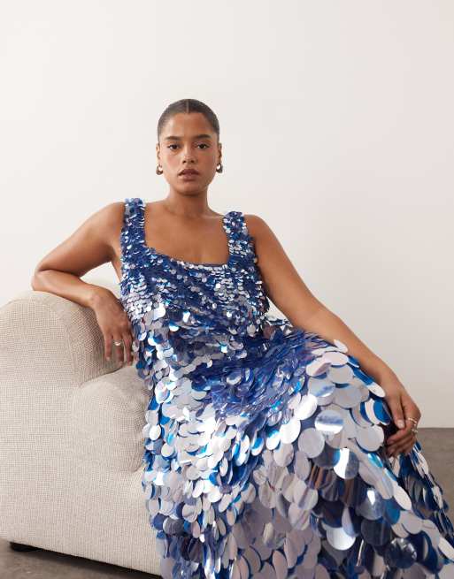 ARRANGE Curve – Midikleid in Blau mit Paillettenscheibenbesatz, eckigem Ausschnitt und weitem Rock, 2 von 4