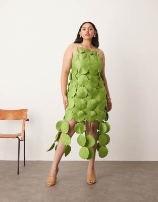 ARRANGE Curve - Midikleid in Olivgrün mit floraler Lochstickerei und Fransensaum
