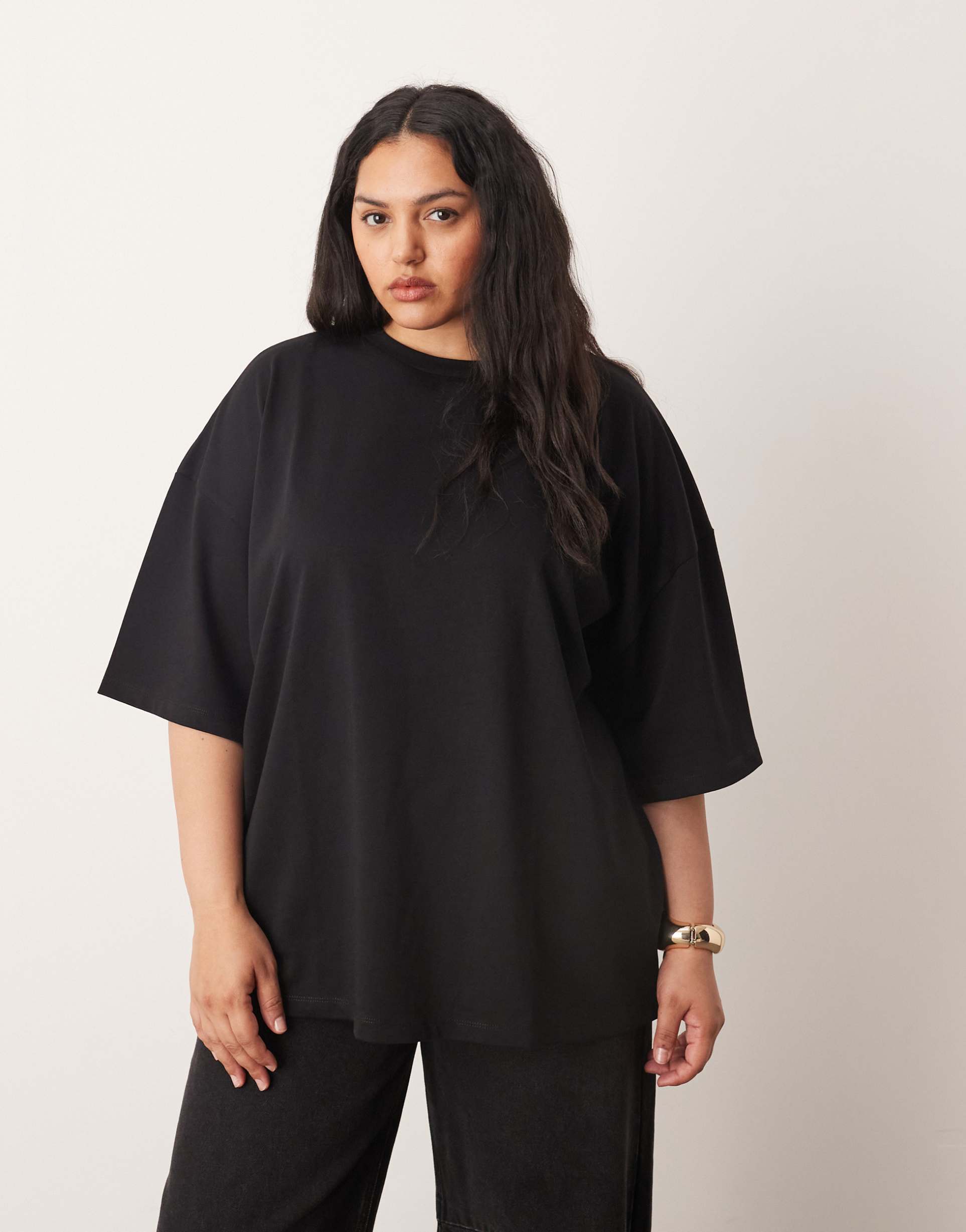 arrange curve oversized premium heavy weight t-shirt in black