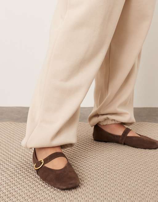 ARRANGE Curve oversized premium heavyweight sweatpants with cuffs in oatmeal, 4 of 5
