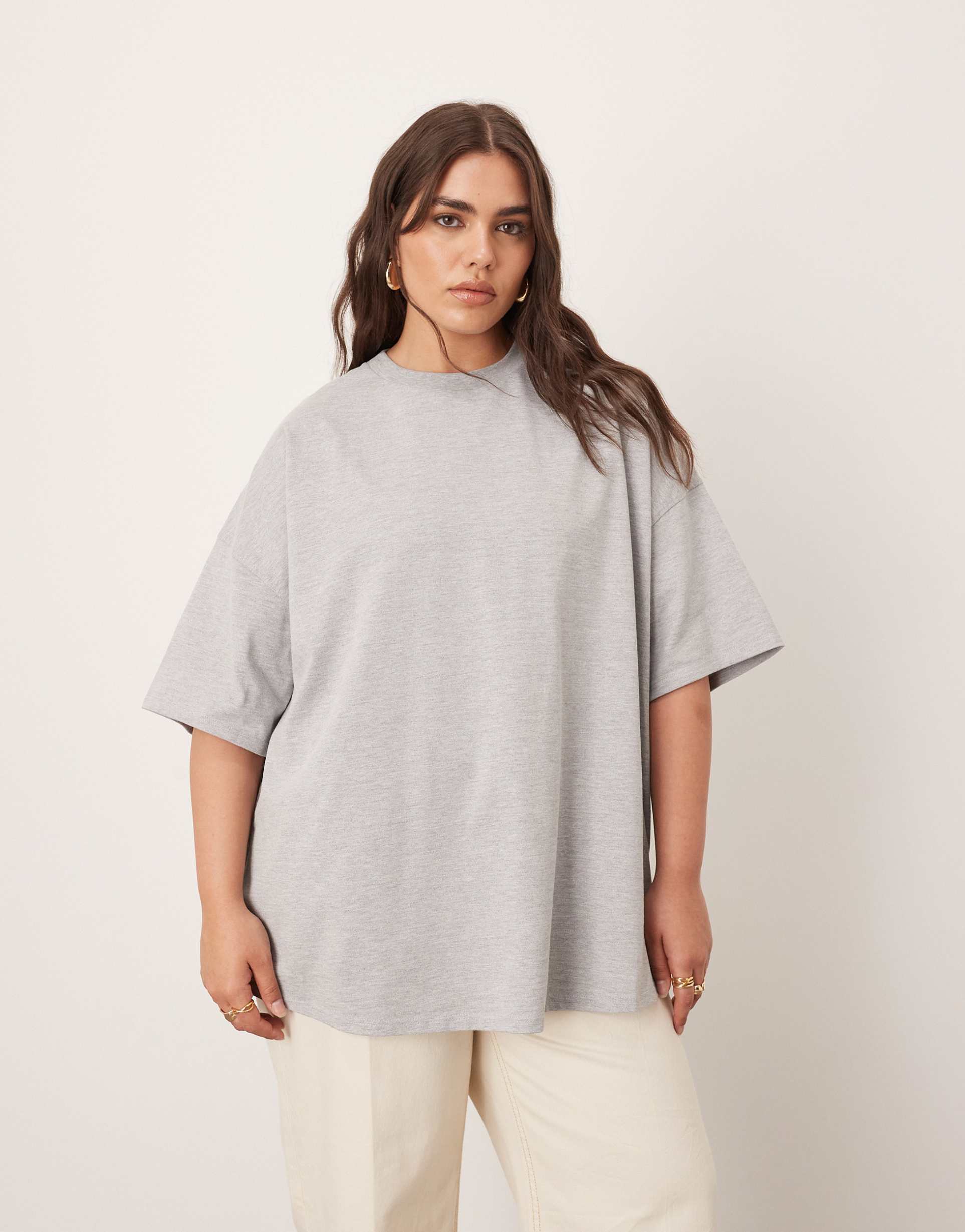 arrange curve oversized premium heavyweight t-shirt in heather gray