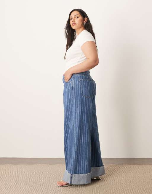 ARRANGE Curve – Parker – Laserrandiga, slouchy jeans med hög midja och uppvikt fåll, 3 av 5