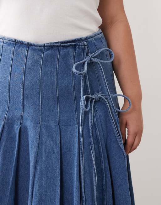 ARRANGE Curve pleated denim midi skirt with tie detail in blue, 3 of 5