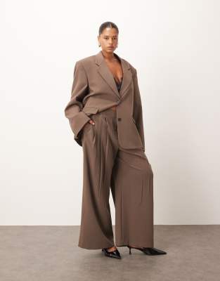 ARRANGE ARRANGE Curve pleated wide leg trouser co-ord in chocolate-Brown