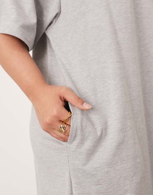 ARRANGE Curve – Premium – Gråmelerad, kraftig t-shirtklänning i midilängd, 2 av 4