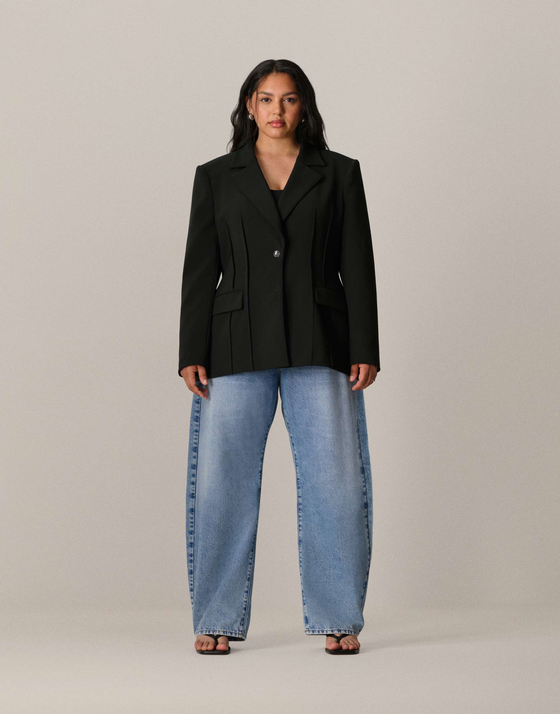 arrange curve premium sculpted blazer in black