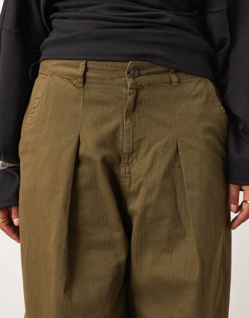 ARRANGE Curve Remi casual twill high waisted barrel pants in olive green, 5 of 5