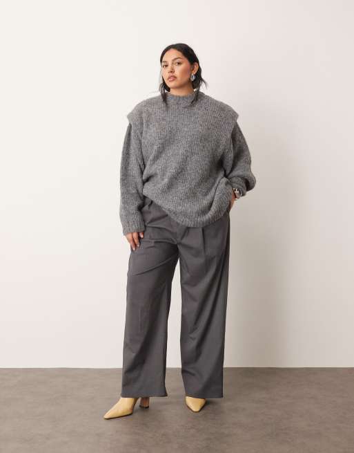 ARRANGE Curve rib knitted shoulder pad jumper in charcoal, 2 of 4