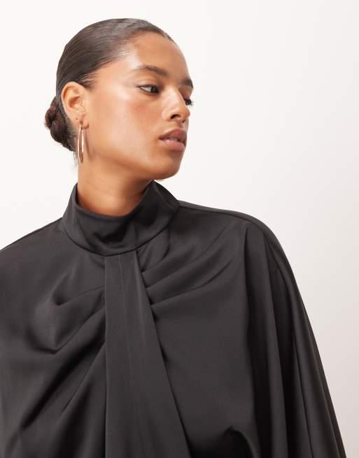 ARRANGE Curve - Satijnen top met cape-bovenlaag in zwart, 3 van 4