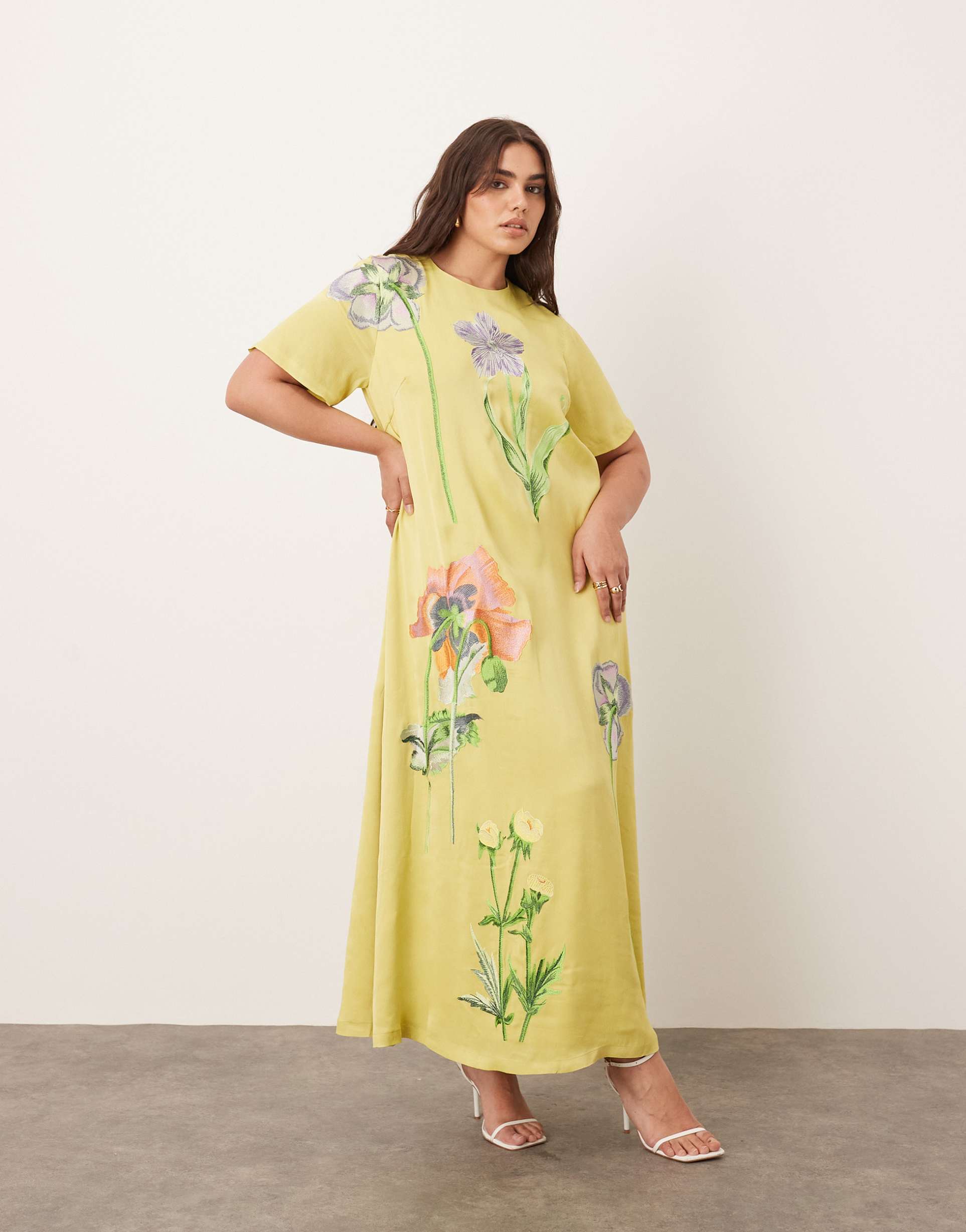 arrange curve satin floral embroidered t-shirt maxi dress in lime