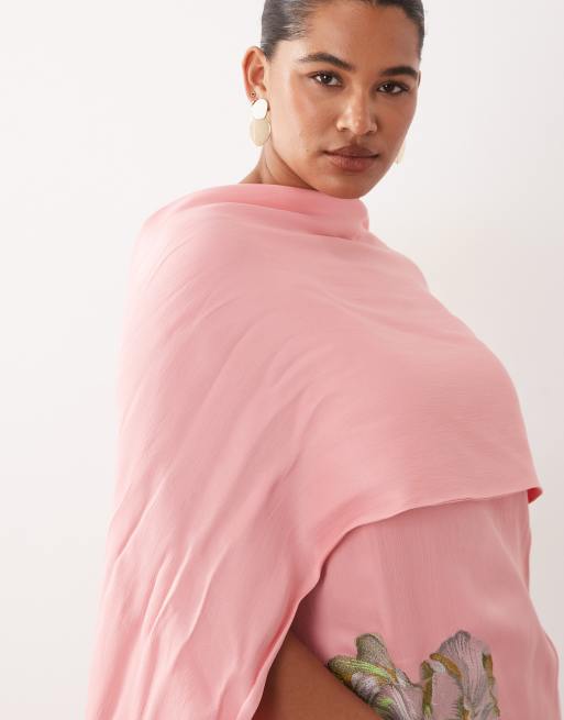 ARRANGE Curve – Satin-Maxikleid in Rosa mit Blumenstickerei und Overlay, 3 von 4