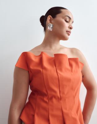 Arrange Curve Sculpted Bandeau Top In Red