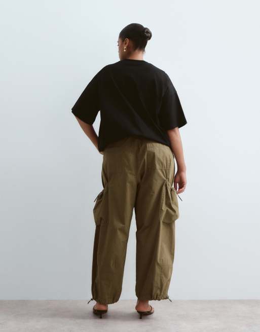 ARRANGE Curve spodnie utility Delphi ze ściągaczem w kolorze khaki, 4 z 5