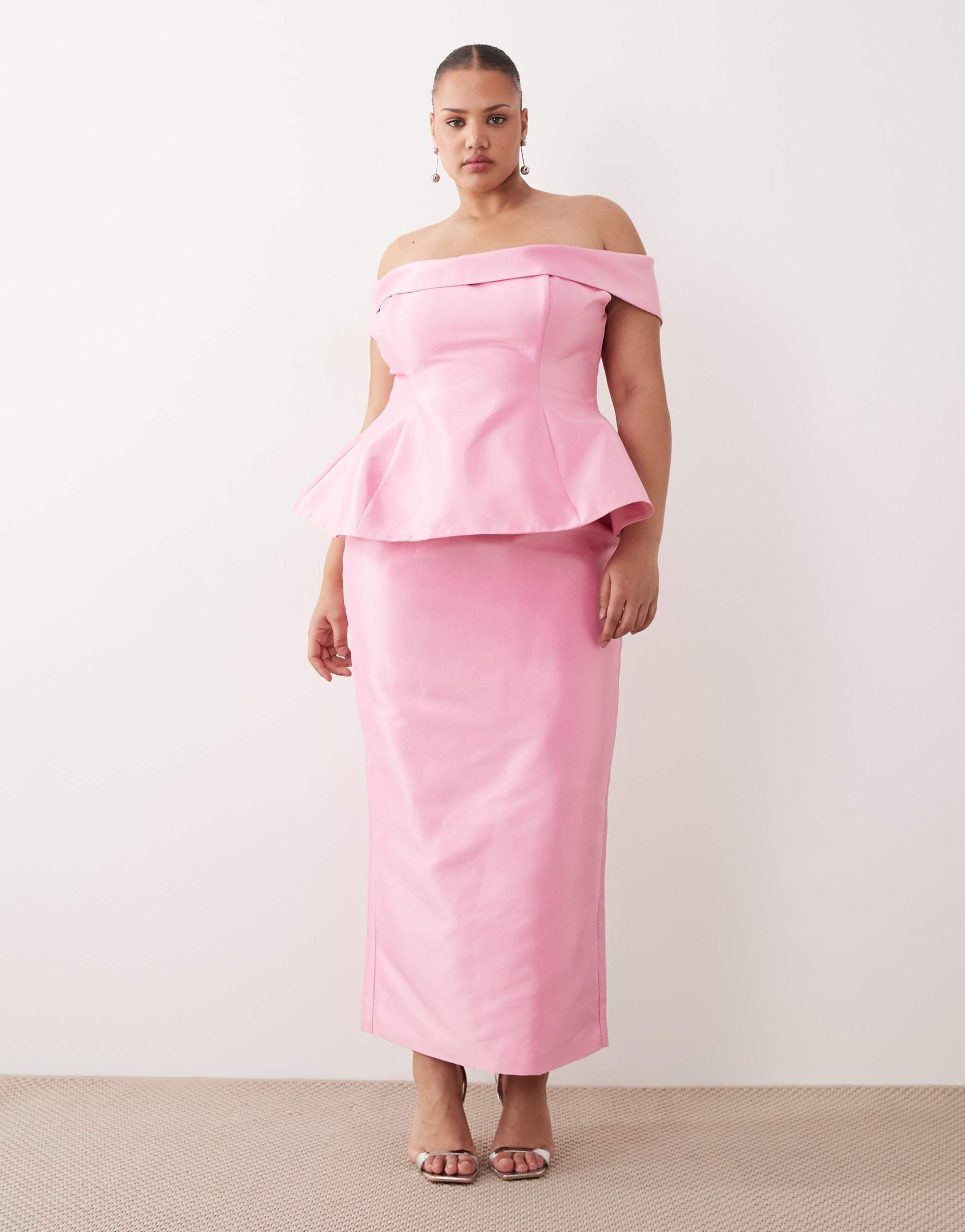 arrange curve structured off-the-shoulder satin maxi dress in pink