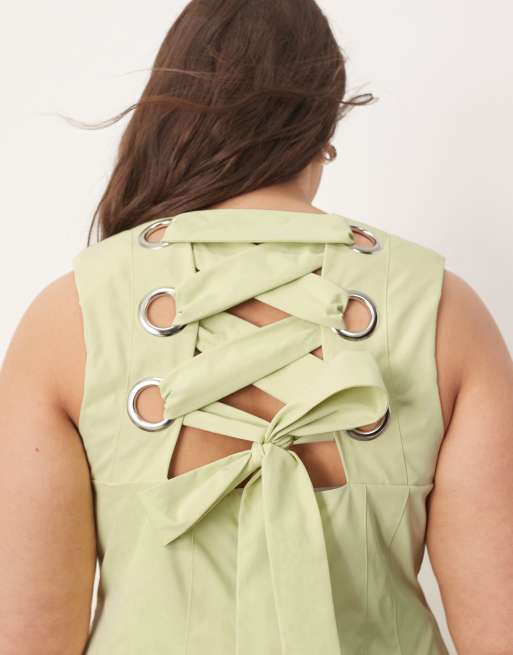 ARRANGE  Curve structured plunge midi dress with eyelet detail in pistachio green, 2 of 4