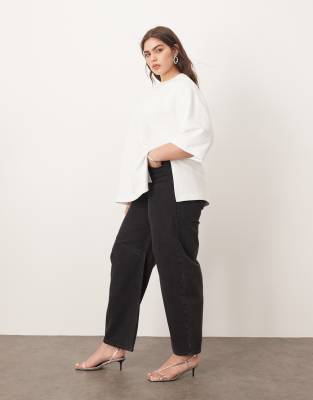 Arrange Curve Sydney Denim Barrel Leg Jeans In Black