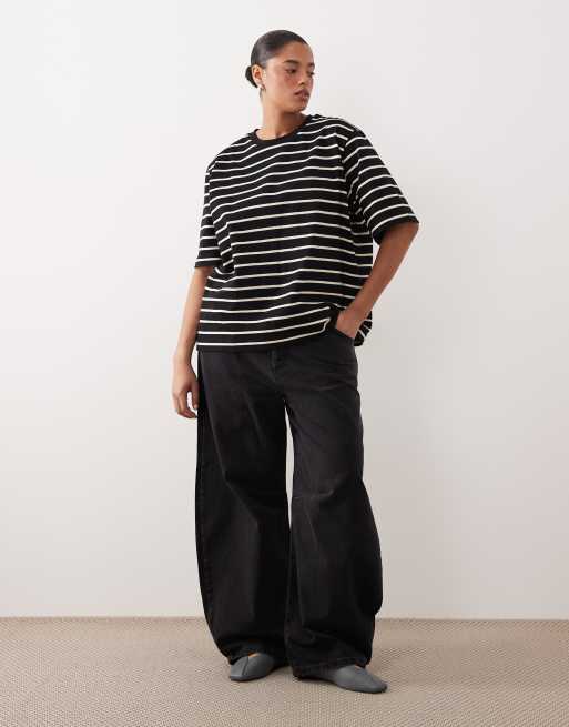 ARRANGE Curve - T-shirt à rayures oversize en tissu épais de qualité supérieure - Noir, 2 de 4