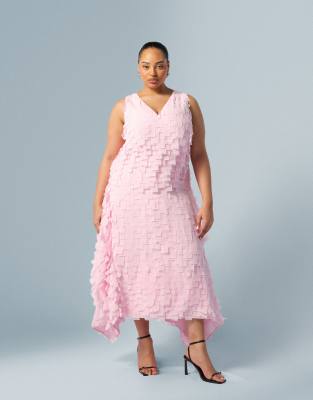 Arrange Curve Textured Square Cut Maxi Dress In Pink