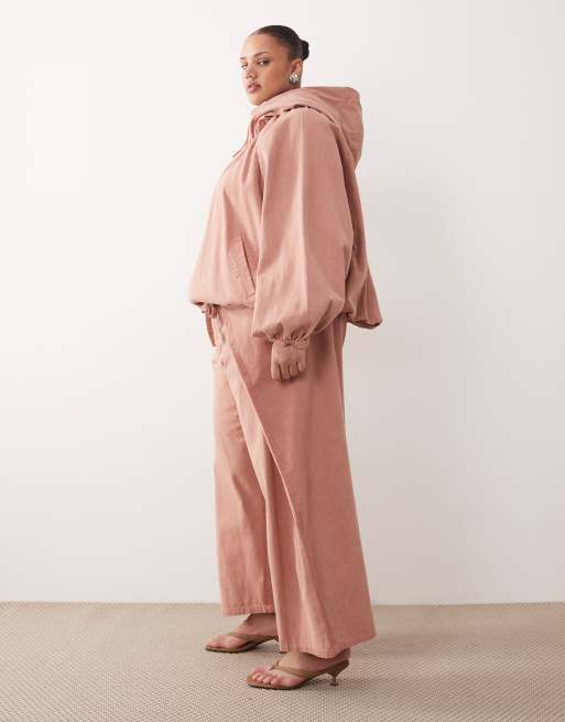 ARRANGE Curve tie front carrot jean co-ord in pink acid wash, 2 of 5