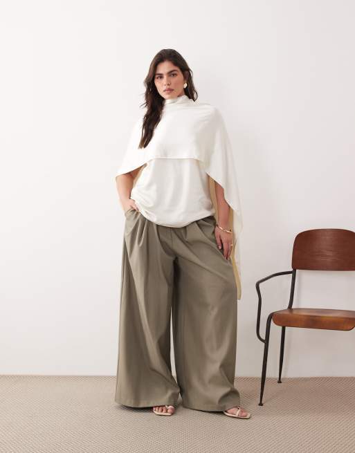 ARRANGE Curve - Top a mantella con strato inferiore in raso color crema