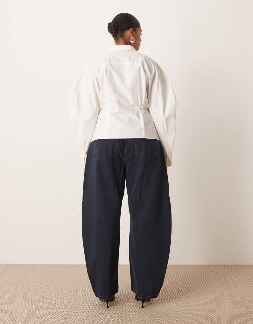 ARRANGE Curve - Tova - Jeans affusolati blu nero con risvolto sul fondo e taglio arrotondato sulla gamba, 2 di 5
