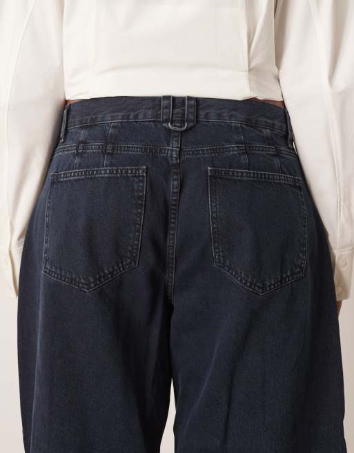 ARRANGE Curve Tova tapered curved leg jean with roll hem in blue black, 4 of 5