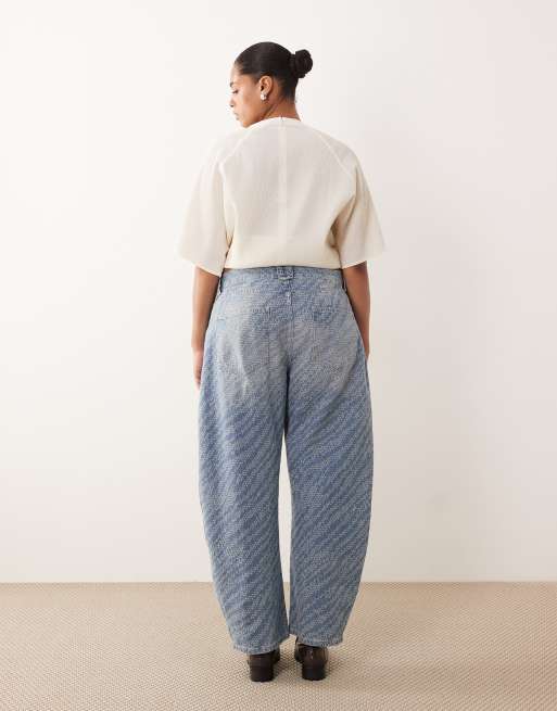 ARRANGE Curve Tova textured jean in mid wash blue, 3 of 5