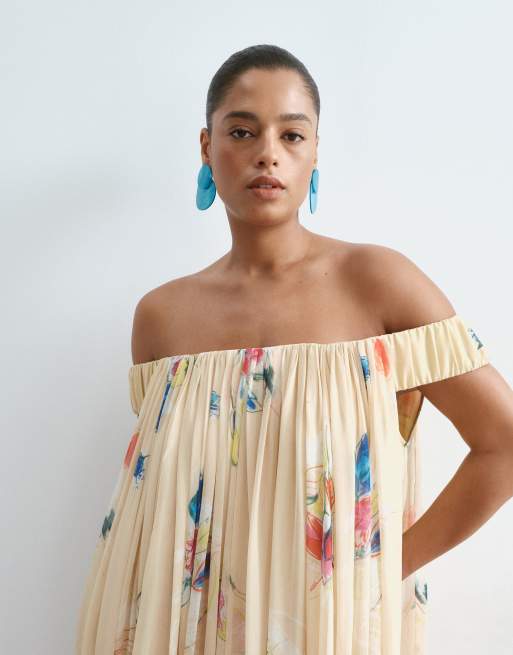 ARRANGE Curve trapeze bardot maxi dress with cape back in yellow floral print, 4 of 4