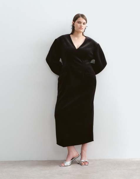ARRANGE Curve velvet ovoid sleeve V neck maxi dress in black - view 1