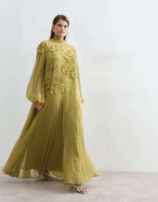 ARRANGE Curve vestito lungo a trapezio in lime con ricamo floreale, laccetti al collo e maniche a sbuffo, 5 di 5