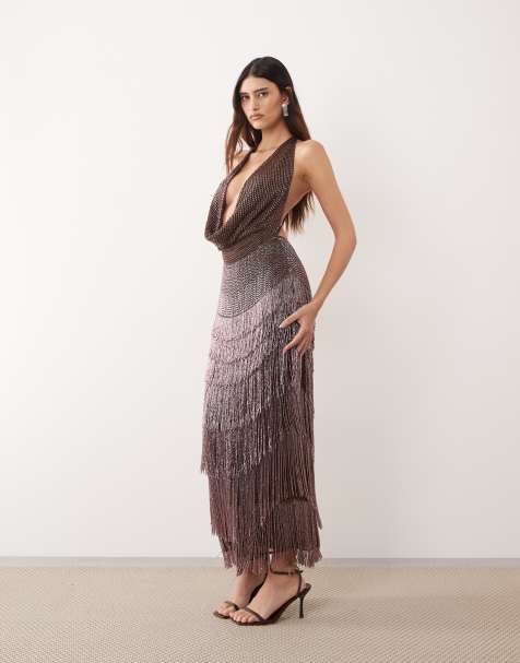 ARRANGE – Czekoladowa sukienka maxi z głębokim, drapowanym dekoltem, koralikami i frędzlami - view 1