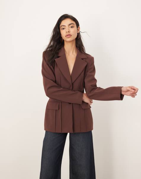ARRANGE premium sculpted blazer in chocolate
