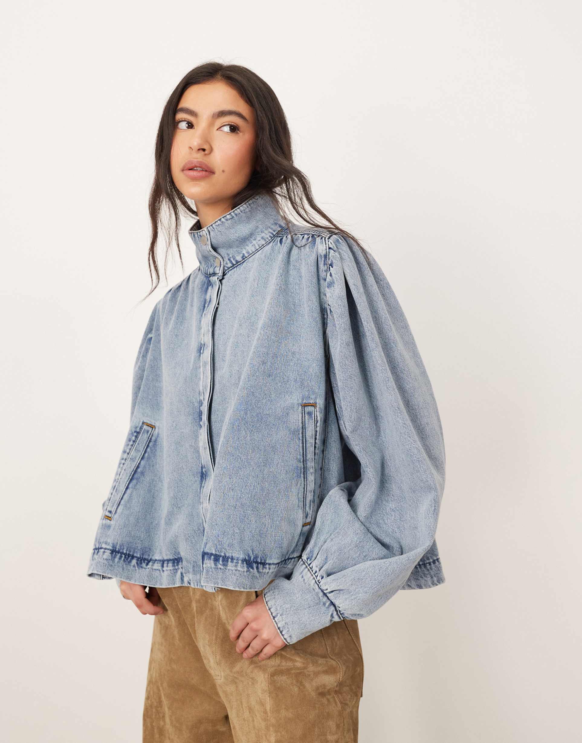 arrange denim balloon sleeve button up boxy shacket in light wash blue