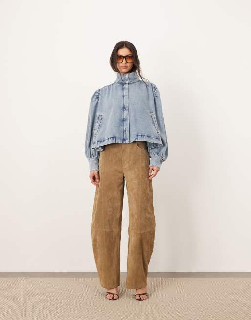 ARRANGE denim balloon sleeve button up boxy shacket in light wash blue, 3 of 4