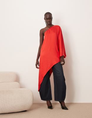 ARRANGE - Drapiertes, asymmetrisches One-Shoulder-Oberteil aus Satin in Cremeweiß-Rot