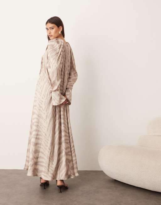 ARRANGE drawstring detail volume trapeze maxi dress in tiger print, 4 of 4