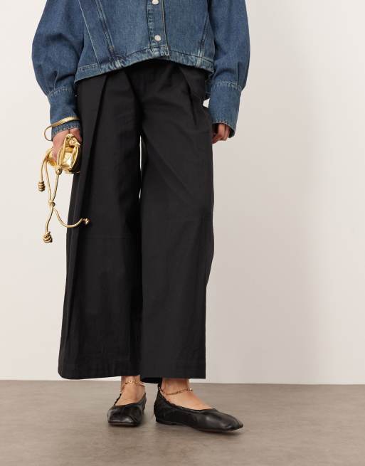 ARRANGE Edie premium leather ballet flats with chain in black