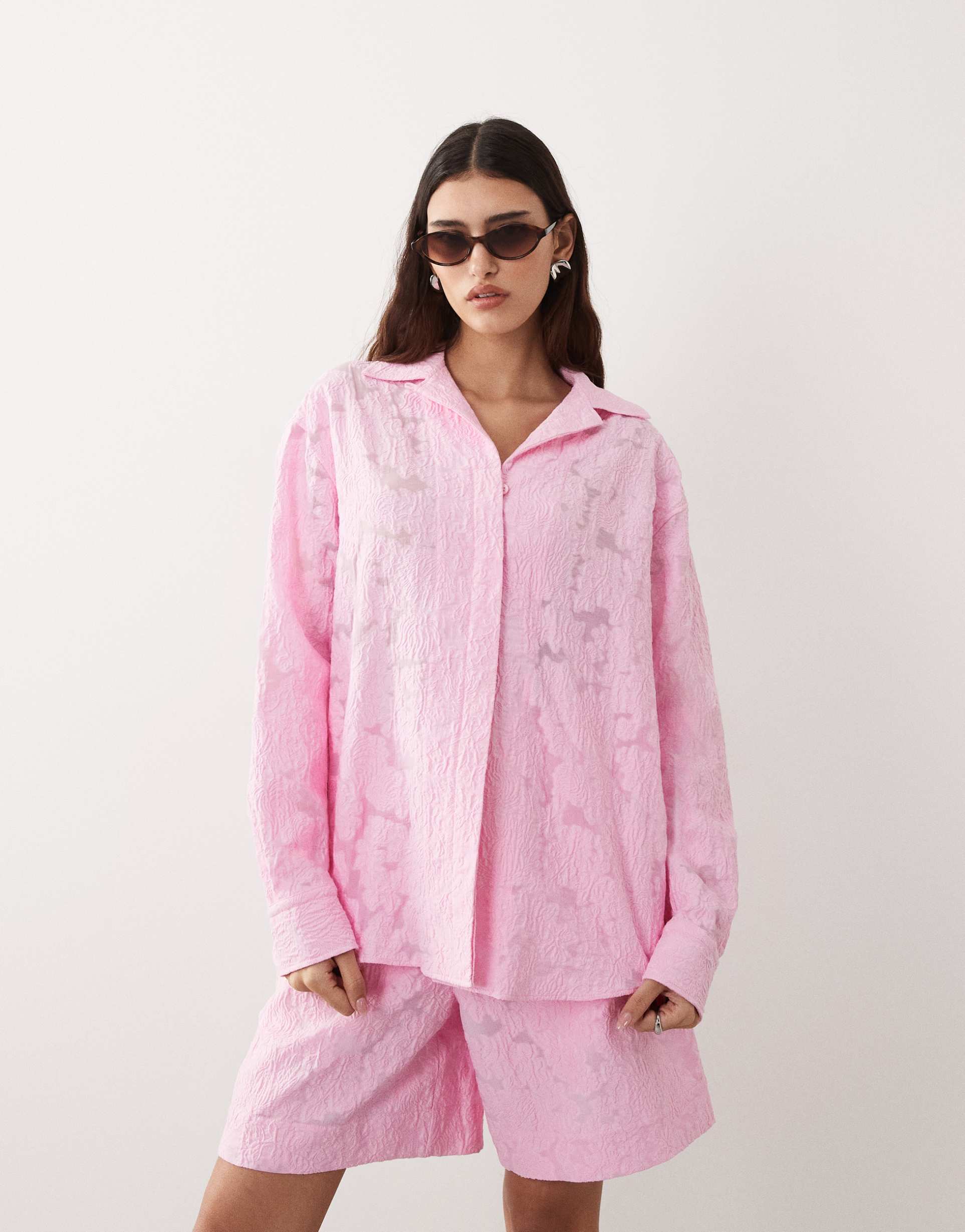 arrange floral jacquard oversized shirt in pink - part of a set