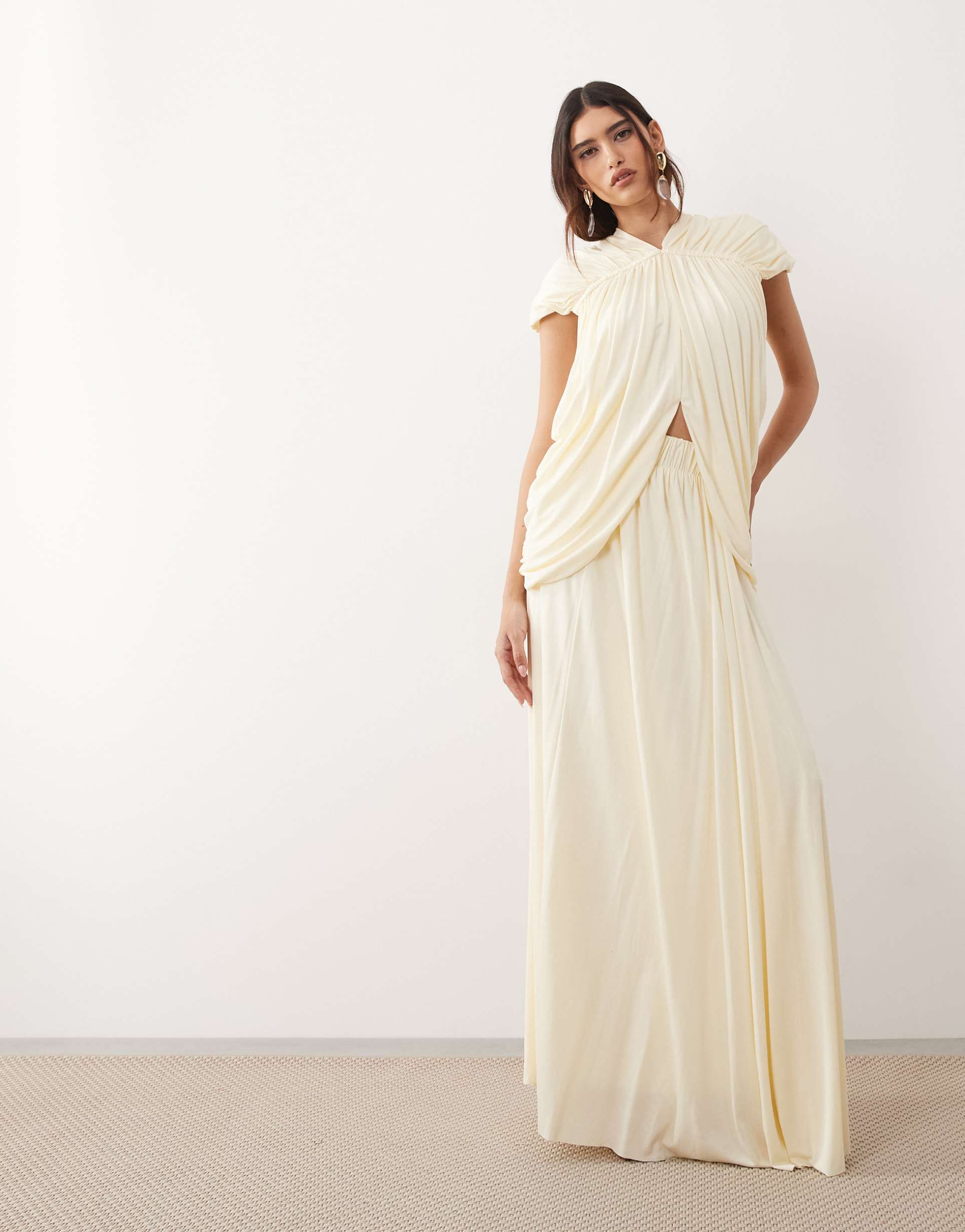 arrange fluid volume maxi skirt in buttermilk - part of a set