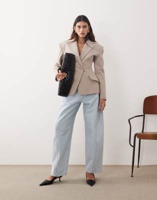 ARRANGE - Franklyn - Jeans in heller Waschung mit Ziernaht und abgerundetem Beinschnitt-Blau