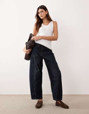ARRANGE Franklyn seam detail barrel jean in indigo-Navy