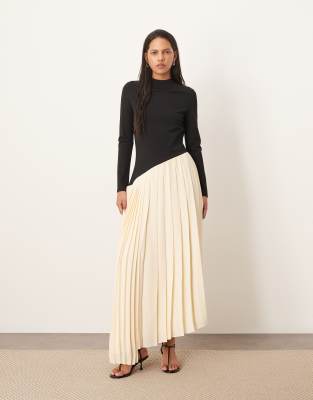 ARRANGE - Geformtes Maxikleid in Schwarz mit Kontrastmaterial und plissiertem Rock