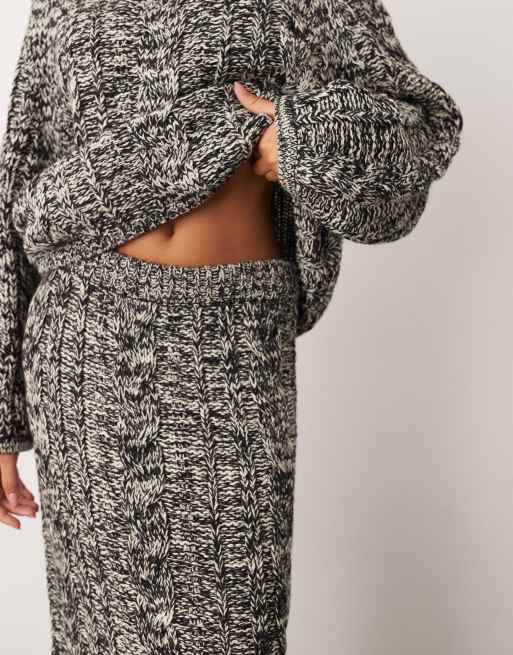 ARRANGE - Gonna midi a colonna monocromatica in maglia lavorata a trecce, 4 di 5