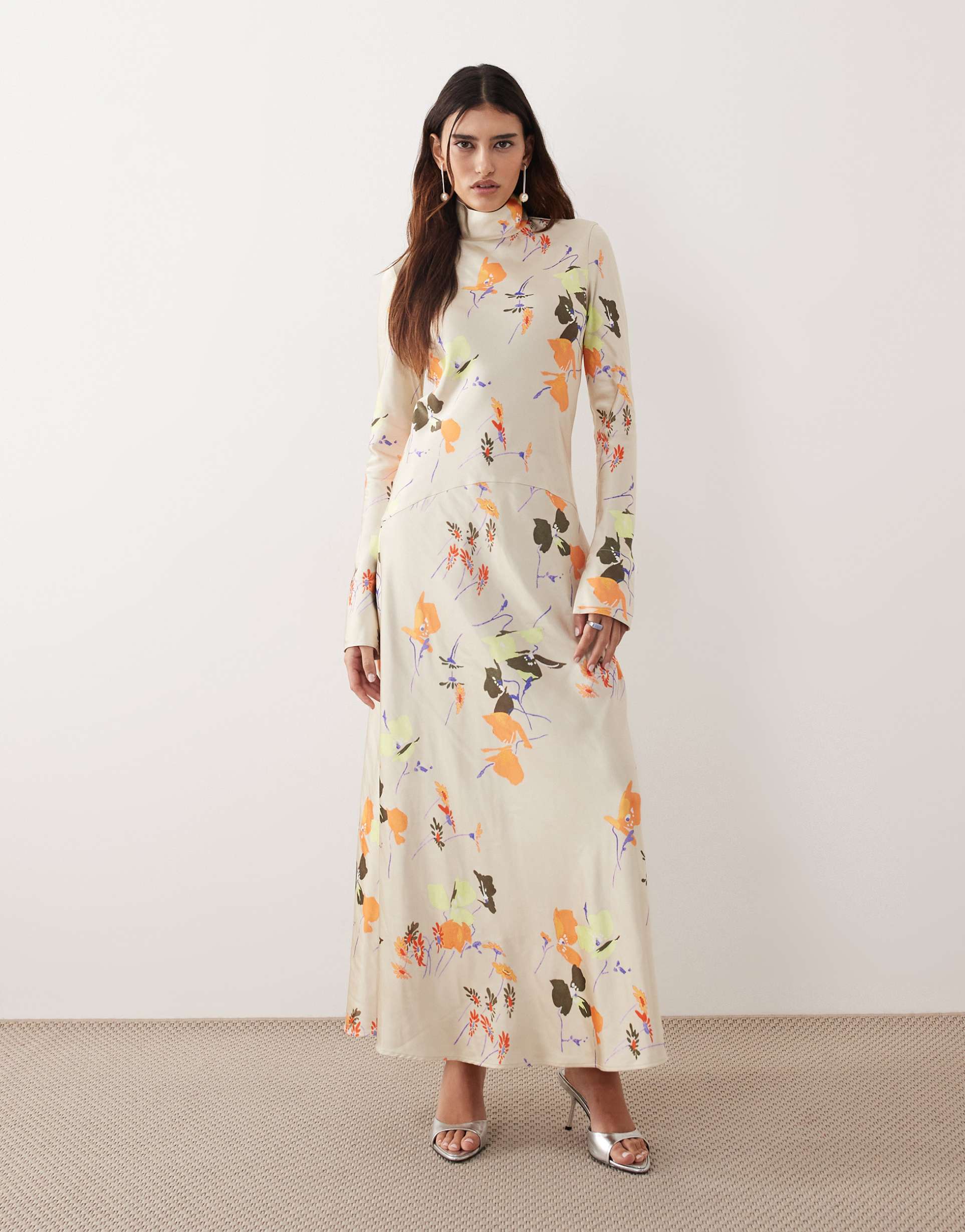 arrange high neck satin paneled maxi dress in floral print