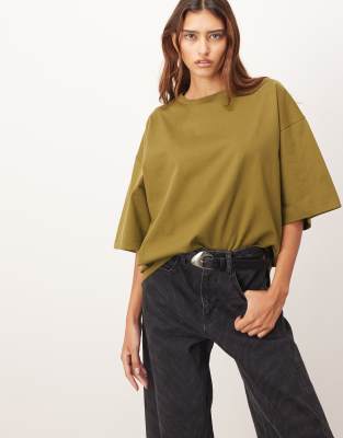 ARRANGE - Hochwertiges Oversize-T-Shirt aus schwerem Stoff in Khaki-Grün