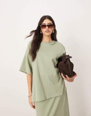 ARRANGE - Hochwertiges Oversize-T-Shirt aus schwerem strukturiertem Jersey in Pistaziengrün, Kombiteil