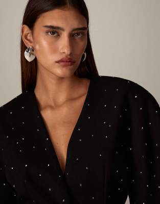 Arrange Hot Fix Tailored Ovoid Sleeve Blazer In Black