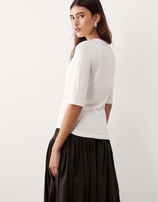 ARRANGE - Hvid T-shirt med halve ærmer i slim fit, 2 af 4
