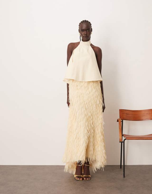 【新品】roughlow AIRY FRINGE SKIRT ホワイト ARRANGE hybrid halter trapeze fringe skirt maxi dress in winter